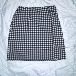 checkered mini skirt